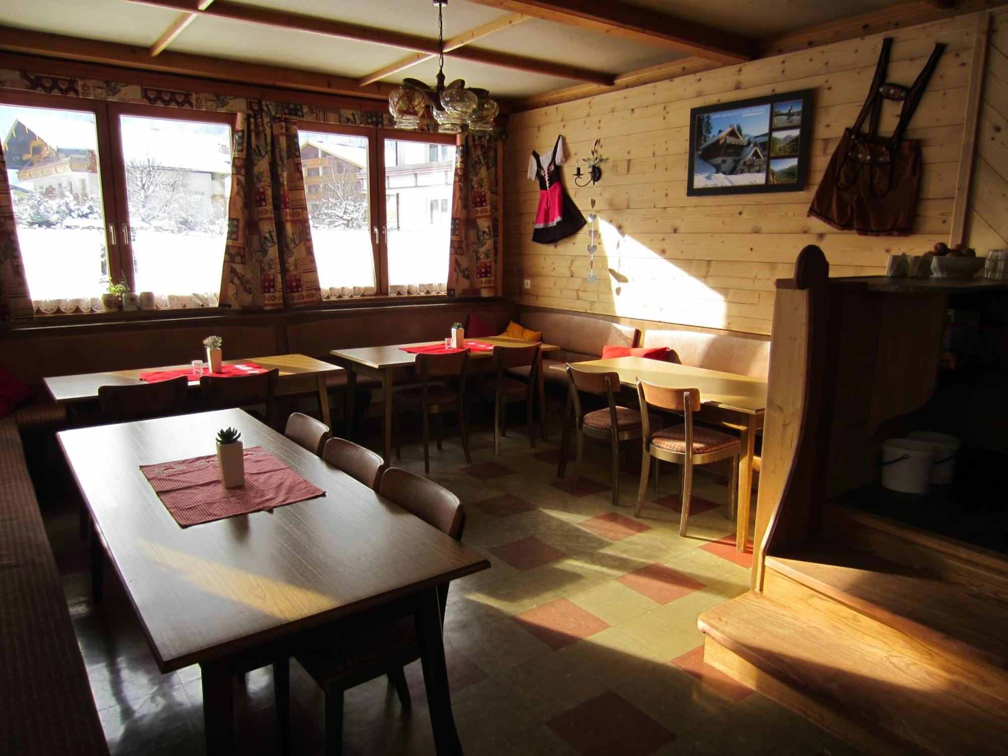 Chalet Auhof Bed & Breakfast ฟลาคเฮา ภายนอก รูปภาพ